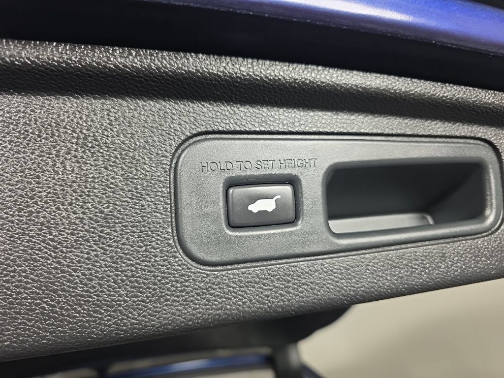 Used 2023 Honda Odyssey EX-L image 37