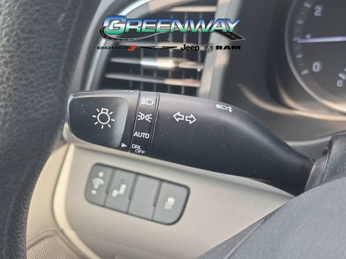Used 2018 Hyundai Elantra SEL FWD image 21
