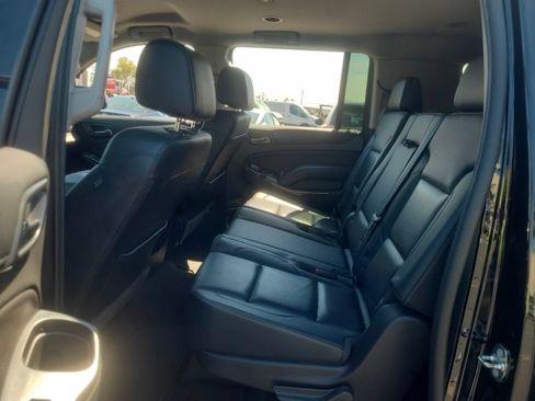 Used 2018 Chevrolet Suburban LT AWD/4WD image 10