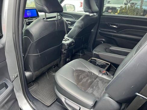 Certified 2025 Toyota Grand Highlander AWD Hybrid image 16
