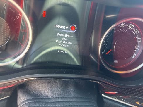 Used 2021 Dodge Challenger R/T Scat Pack RWD image 9