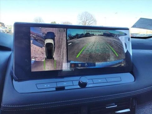 New 2025 Nissan Rogue Platinum w/ Tech Package image 10