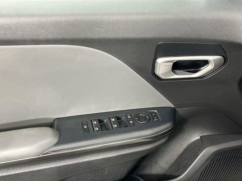 Used 2025 Kia K4 FWD image 23