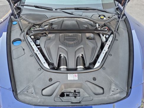 Used 2024 Porsche Panamera image 33