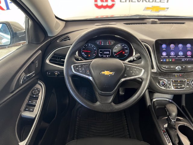 Used 2023 Chevrolet Malibu LT FWD image 14