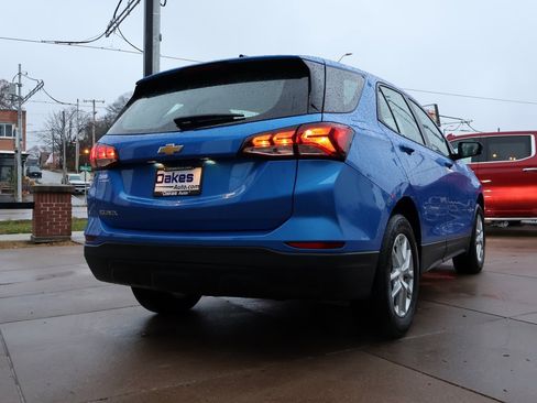 Used 2024 Chevrolet Equinox LS image 8