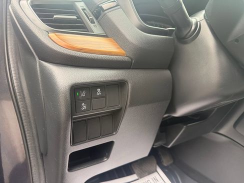 Used 2017 Honda CR-V EX image 13