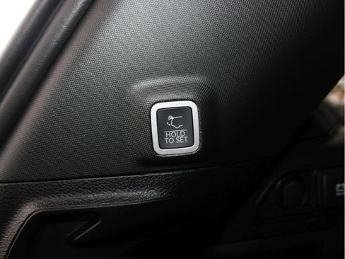 New 2025 Jeep Grand Cherokee Limited w/ Trailer Tow Package image 33