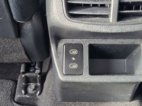 Used 2024 Kia Seltos S image 23