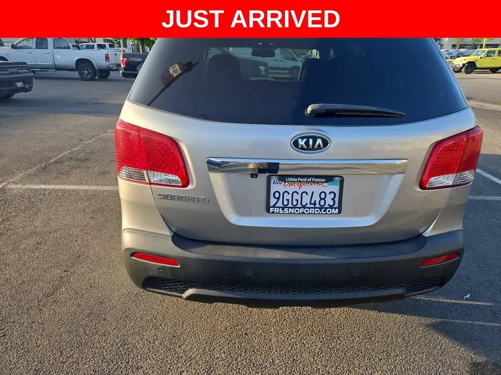 Used 2013 Kia Sorento LX w/ Convenience Pkg AWD/4WD image 7