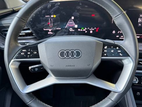 Certified 2025 Audi Q5 Premium w/ Convenience Package AWD/4WD image 18