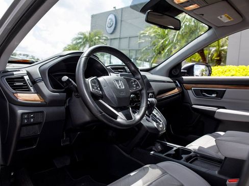 Used 2017 Honda CR-V Touring image 22
