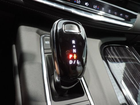 Certified 2023 Cadillac Escalade Sport w/ Touring Package AWD/4WD image 27