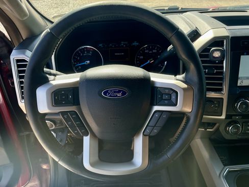Used 2017 Ford F250 Lariat w/ Lariat Ultimate Package AWD/4WD image 15