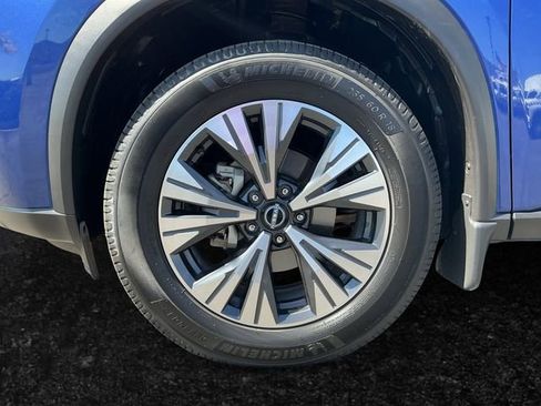 Used 2023 Nissan Rogue SV FWD image 17
