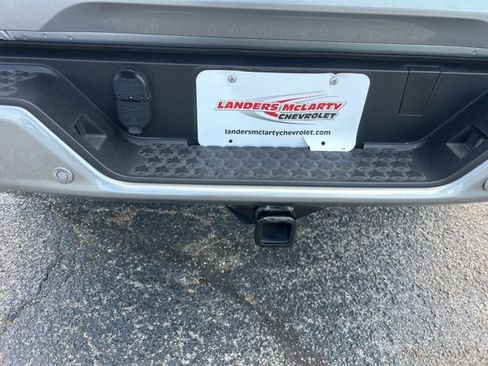 Used 2024 GMC Canyon AT4 w/ Technology Package image 29