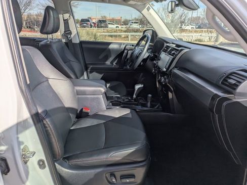 Used 2024 Toyota 4Runner TRD Off-Road Premium image 31