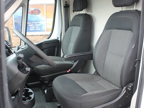 Used 2019 RAM ProMaster 2500 image 12