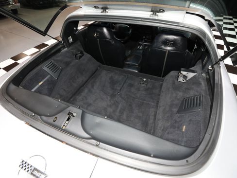 Used 1996 Chevrolet Corvette Coupe RWD image 4