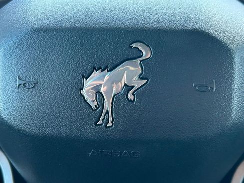 Used 2021 Ford Bronco Badlands image 40