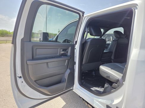 New 2026 RAM 3500 Tradesman AWD/4WD image 16