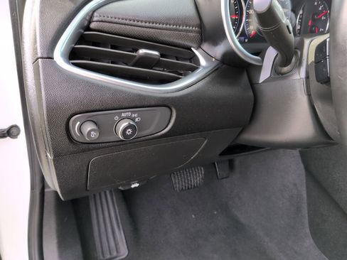 Used 2024 Chevrolet Malibu LT image 16