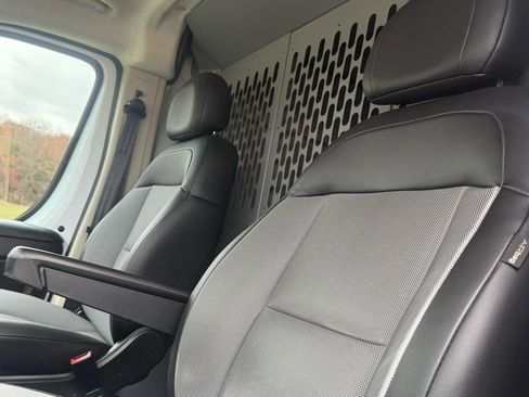 Used 2022 RAM ProMaster 2500 FWD image 16