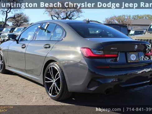 Used 2022 BMW 330i xDrive Sedan w/ M Sport Package image 3