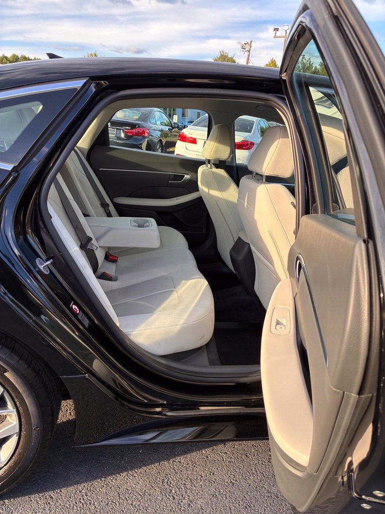 Used 2023 Hyundai Sonata SEL FWD image 21