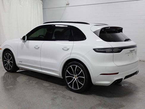 Certified 2023 Porsche Cayenne GTS image 3