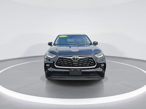 Used 2023 Toyota Highlander Limited image 5