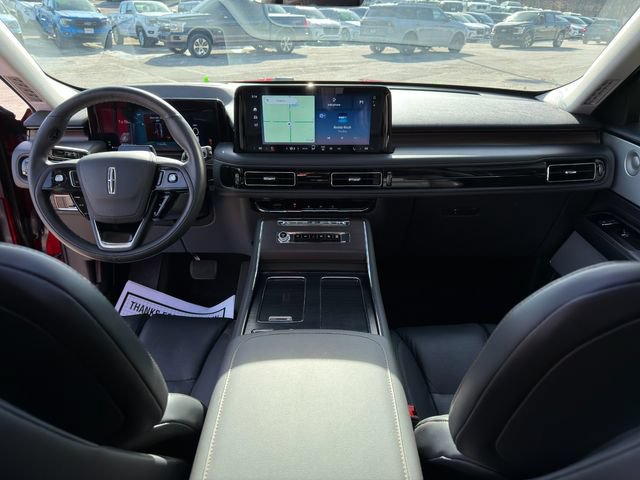 Used 2025 Lincoln Aviator Reserve w/ Equipment Group 201A AWD/4WD image 19