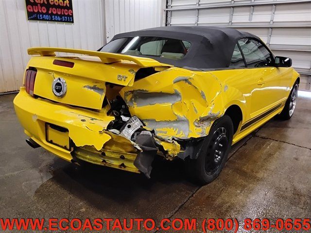 Used 2005 Ford Mustang GT Premium RWD image 3