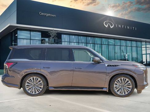New 2026 INFINITI QX80 Luxe w/ Cargo Package image 4