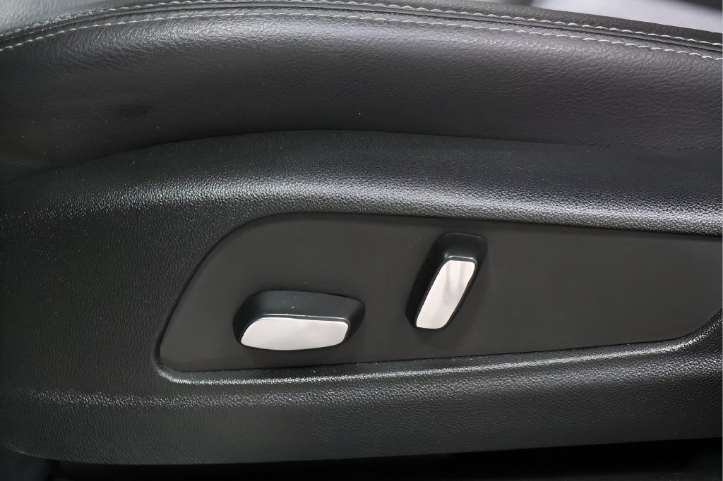 Used 2024 Cadillac XT5 Luxury AWD/4WD image 20