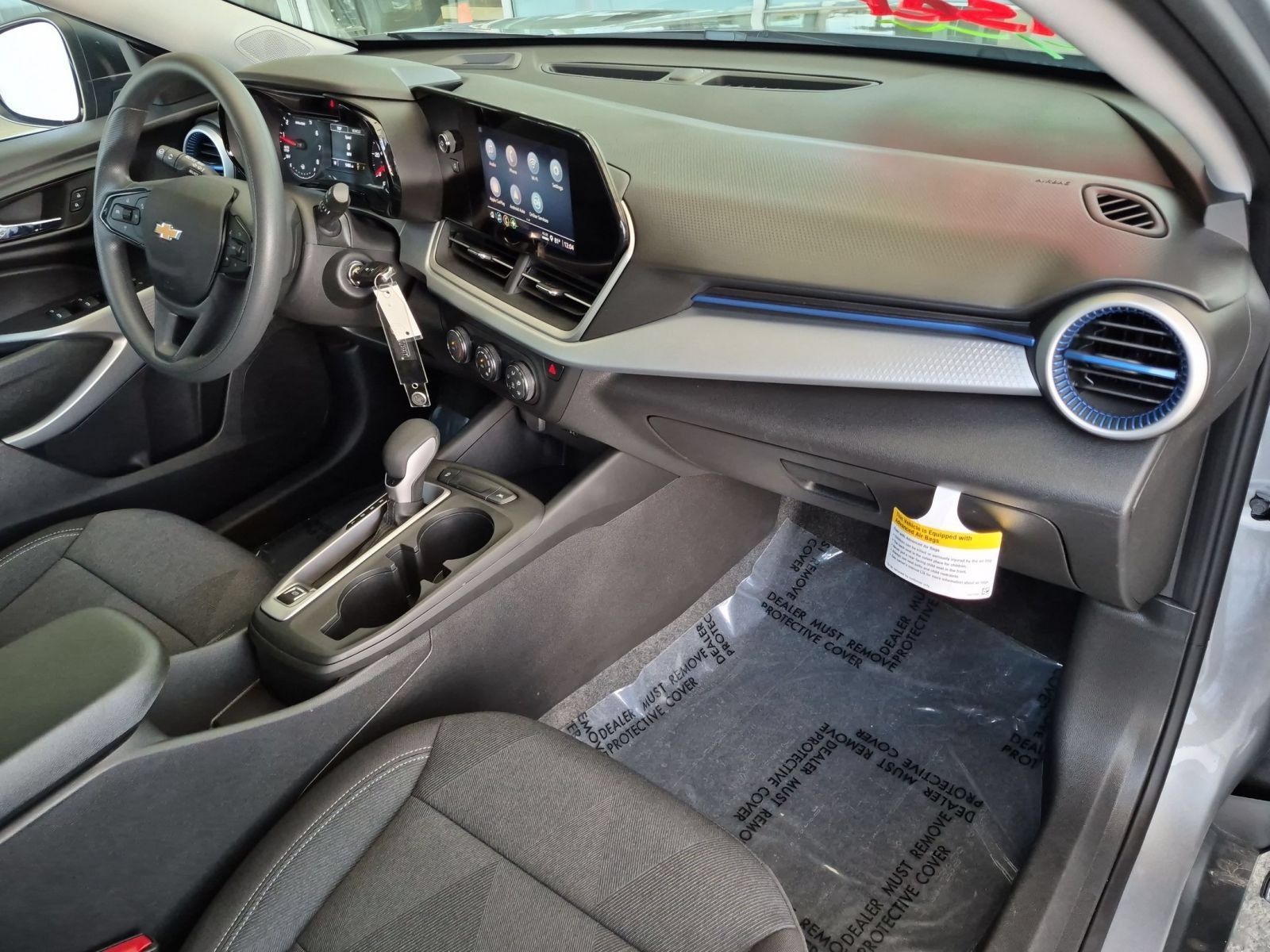 Used 2026 Chevrolet Trax LS FWD image 28