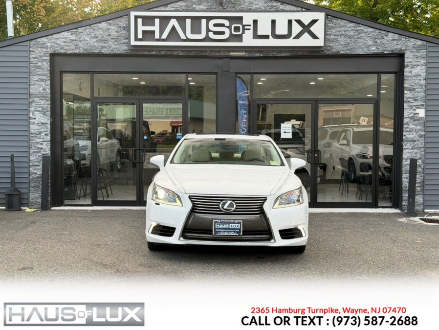 Used 2013 Lexus LS 460 AWD w/ Comfort Pkg image 3