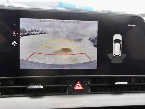 Used 2023 Kia Sportage EX image 5