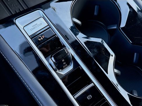 New 2026 Volkswagen Atlas Cross Sport SEL R-Line image 16