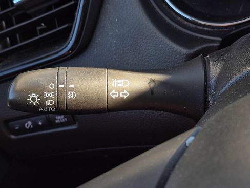 Used 2018 Nissan Rogue SL AWD/4WD image 21
