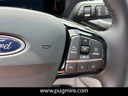 New 2025 Ford Escape SE w/ Class II Trailer Tow Package image 25