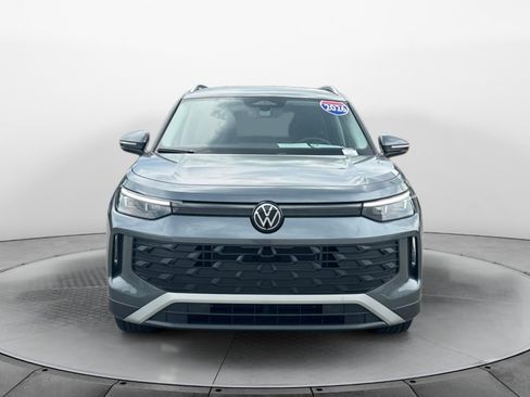 Certified 2026 Volkswagen Tiguan S w/ 18" Wheel Package FWD image 2