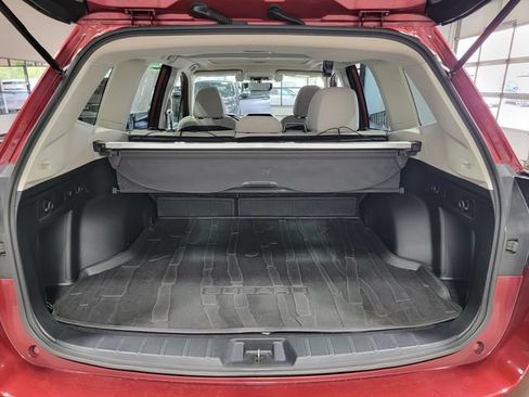 Used 2021 Subaru Forester Premium AWD/4WD image 36