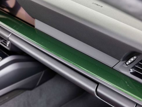 Used 2025 Porsche 911 GT3 image 25