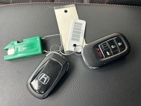 Used 2023 Honda CR-V Sport image 16