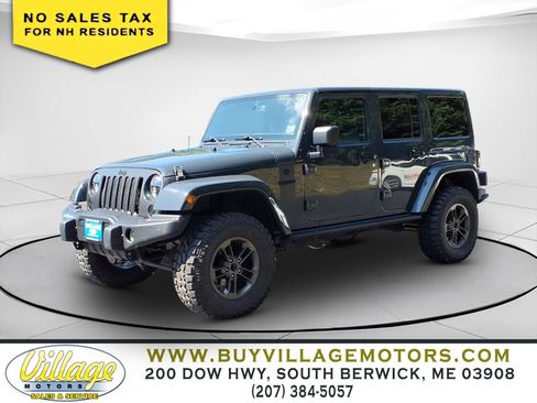 Used 2018 Jeep Wrangler Unlimited Sport AWD/4WD image 2