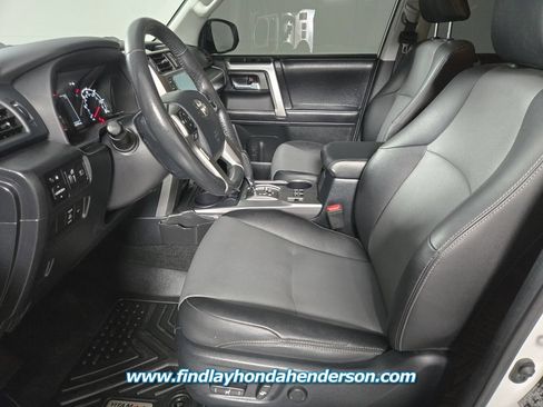 Used 2023 Toyota 4Runner SR5 Premium w/ Moonroof Package RWD image 15