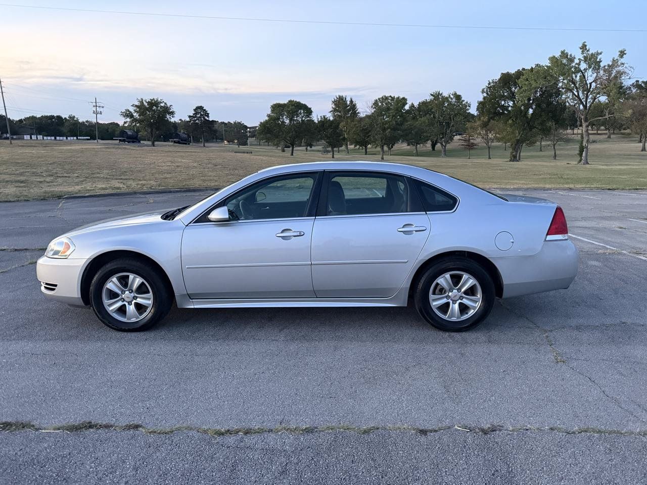 Used 2015 Chevrolet Impala Limited LS FWD image 3