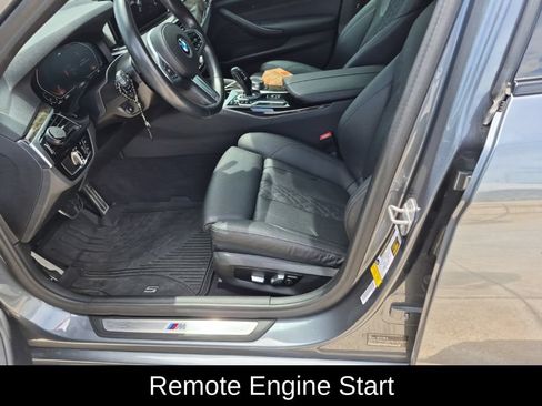 Used 2021 BMW 530i w/ M Sport Package RWD image 5