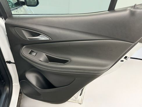 Used 2025 Buick Encore GX Preferred image 30